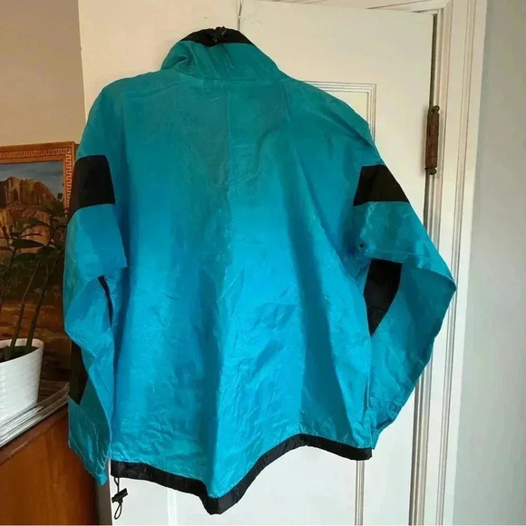 Vintage North Face Windbreaker Jacket - Picture 4 of 8
